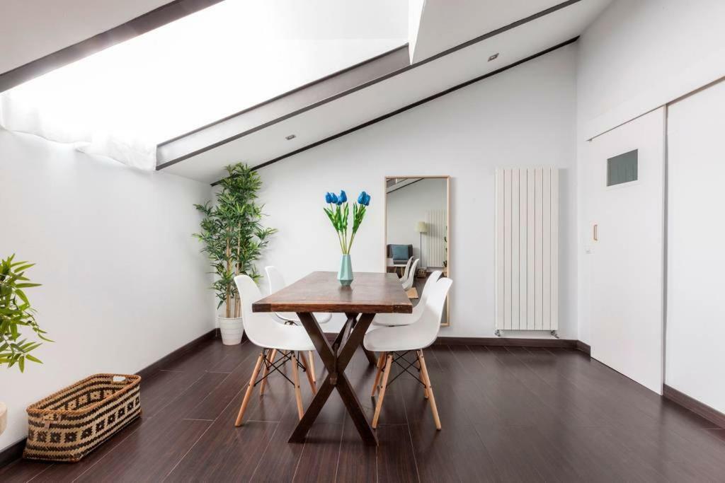 Modern Top Floor Loft At Malasana'S Heart Madrid Ngoại thất bức ảnh