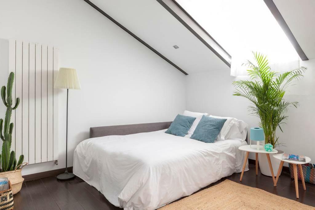 Modern Top Floor Loft At Malasana'S Heart Madrid Ngoại thất bức ảnh